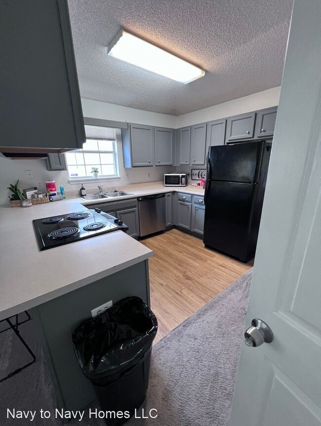 Building Photo - 3 br, 2 bath House - 4057 Glenway drive
