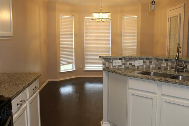 Foto del edificio - 3912 Chelsea Dr