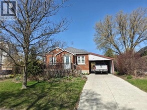 Building Photo - 18 Dunbar Rd S