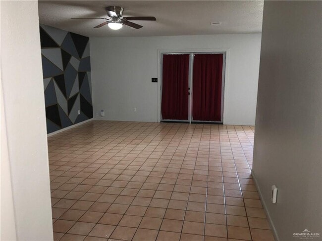 Foto del edificio - 17 S Broadway St