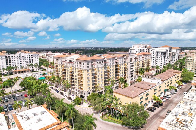 Building Photo - The Residences at Royal Palm Place