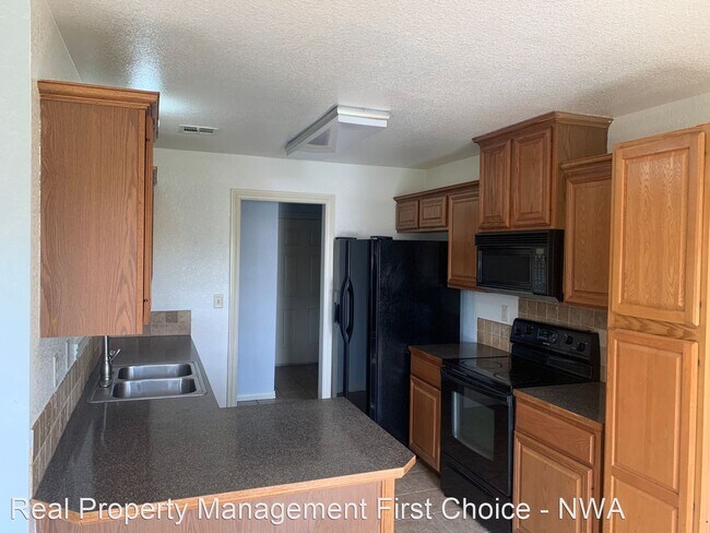 Foto del edificio - 4 br, 2 bath House - 1059 Applewood Circle