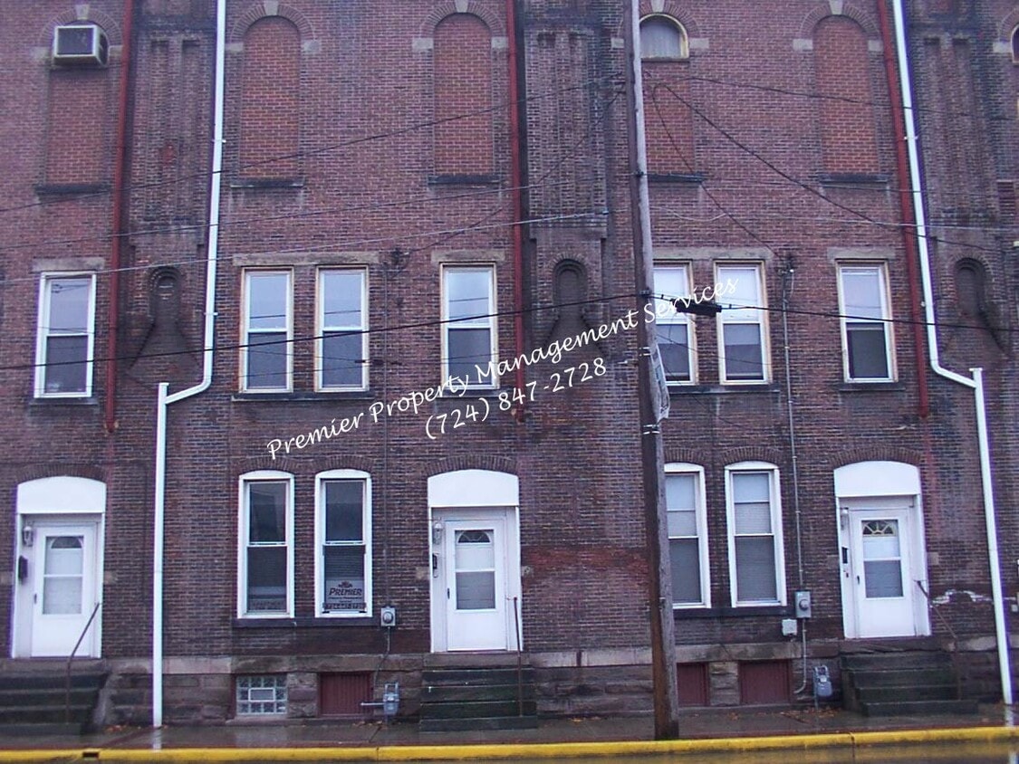 Primary Photo - 220 Rhode Island Ave