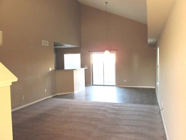Foto del edificio - 11728 Mesquite Bush Dr