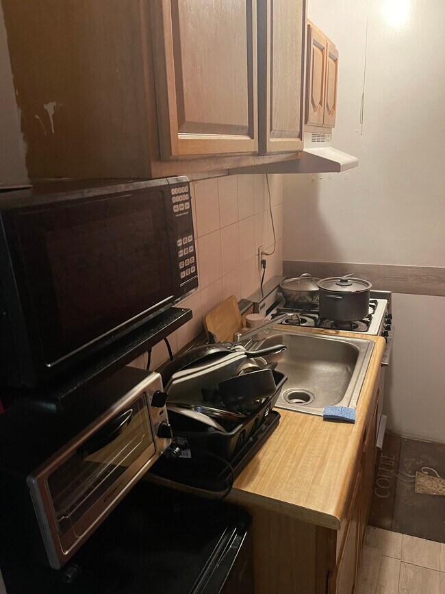 Foto del edificio - 545 Halsey St
