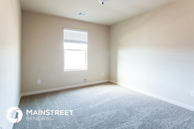 Foto del edificio - 2260 Clapton Ct