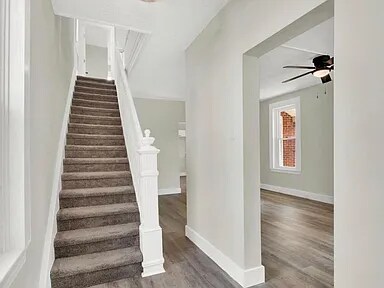 Building Photo - 558 Baer Ave