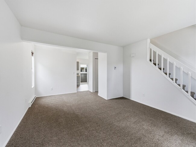 Building Photo - Newly Updated Throughout 2-Bed, 2.5-Bath Condo in Great Fort Collins Location!