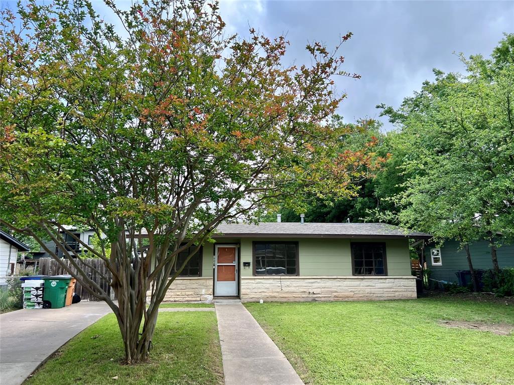 Foto principal - 1904 Aggie Ln