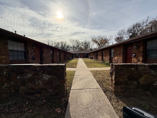 Foto del edificio - 13th Street