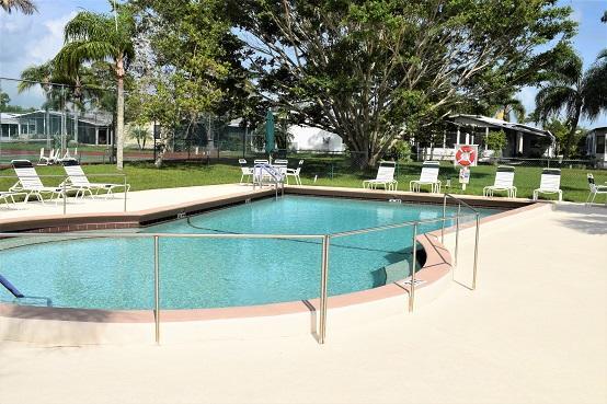 Foto del edificio - 16236 SW Indianwood Cir