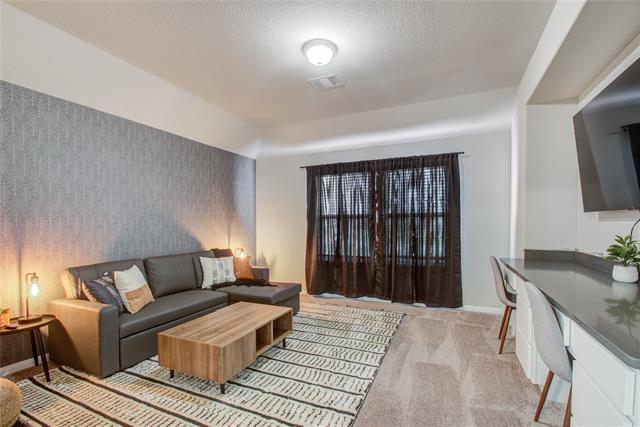 Building Photo - 7606 Cottonwood Falls Dr