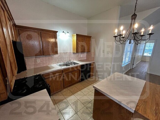 Foto del edificio - 1805 Diana Ln