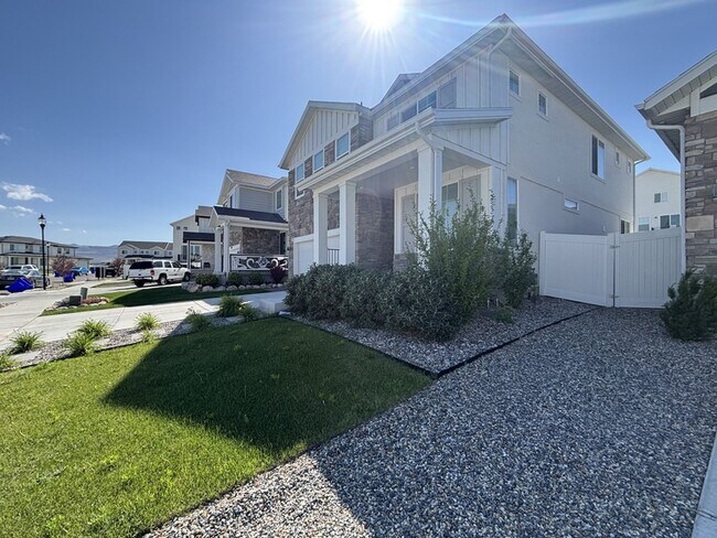 Foto del edificio - 6086 W Esker Terrace Ln
