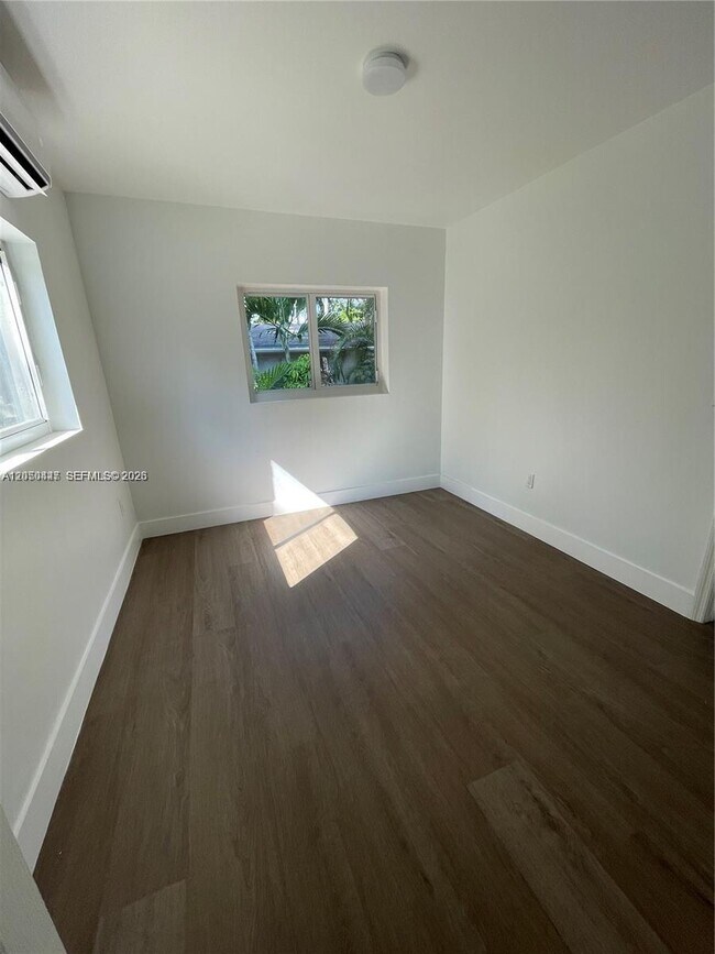 Foto del edificio - 2856 SW 37th Ave