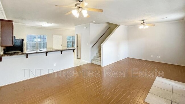 Foto del edificio - 136 Forest Dr Loop