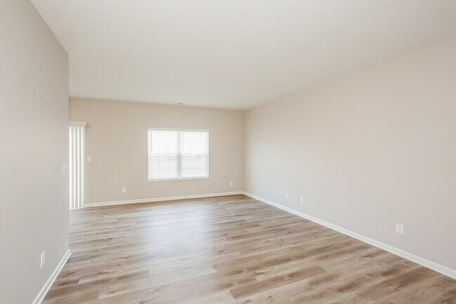 Foto del edificio - 2232 Schoolmarm Dr