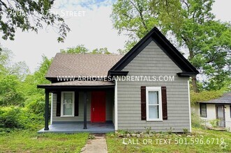 Building Photo - 2904 W 27th St