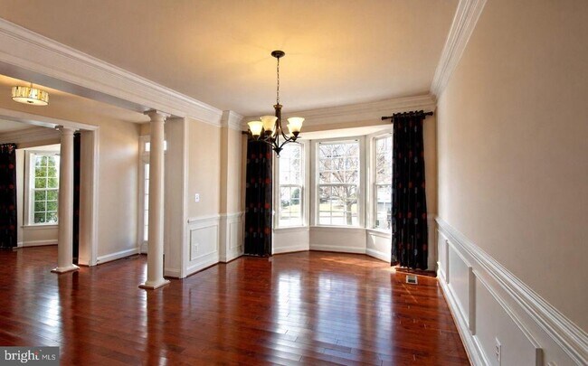 Foto del edificio - 15329 Colonel Tansill Ct