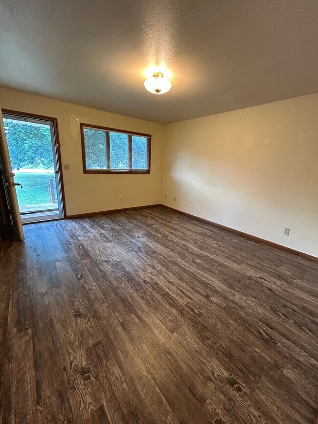 Foto del edificio - 417 E Jefferson St