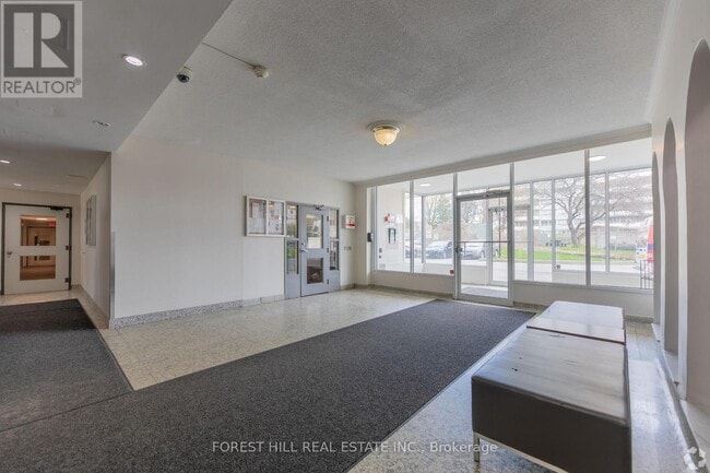Building Photo - 1130 Wilson Ave