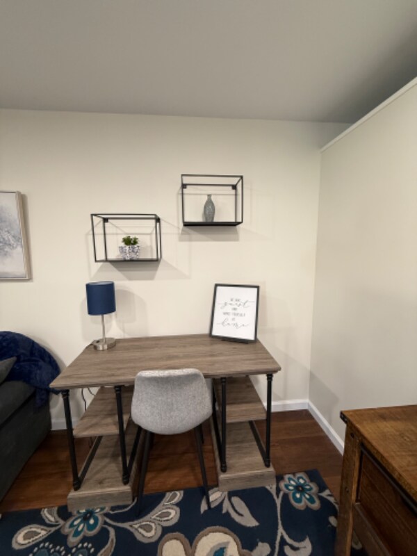 Building Photo - 973 TN-81