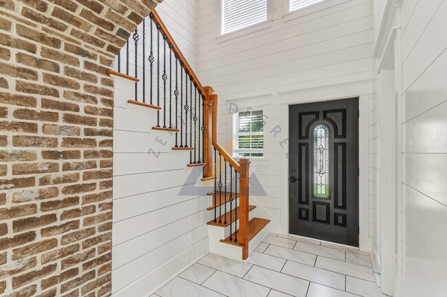 Building Photo - 144 Pickett Creek Ln