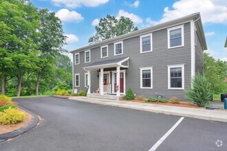 Building Photo - 204 Mountain Rd
