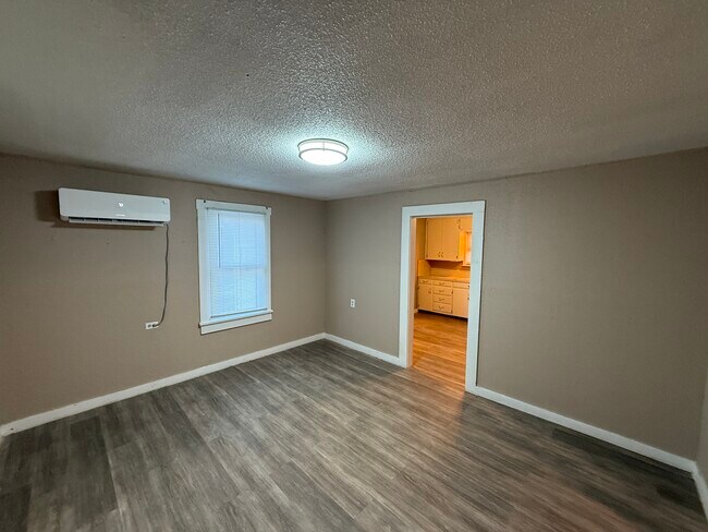 Dining Room - 1019 Twiford St
