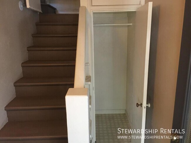 Foto del edificio - 1831 Kincaid St