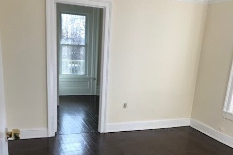 Primary Photo - 242 Mansion St