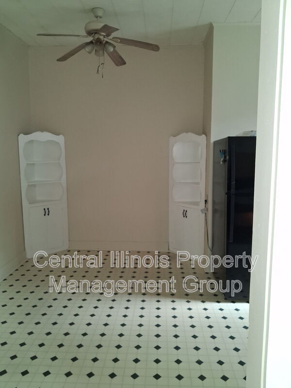 Foto del edificio - 505 E Locust St