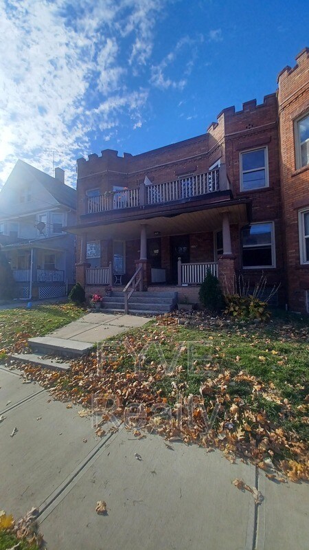 Foto del edificio - 1176 Warren Rd