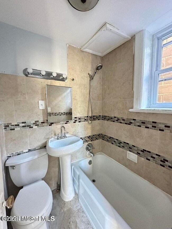 Foto del edificio - 51 Elm St