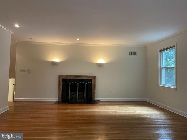 Building Photo - 2266 48th St NW
