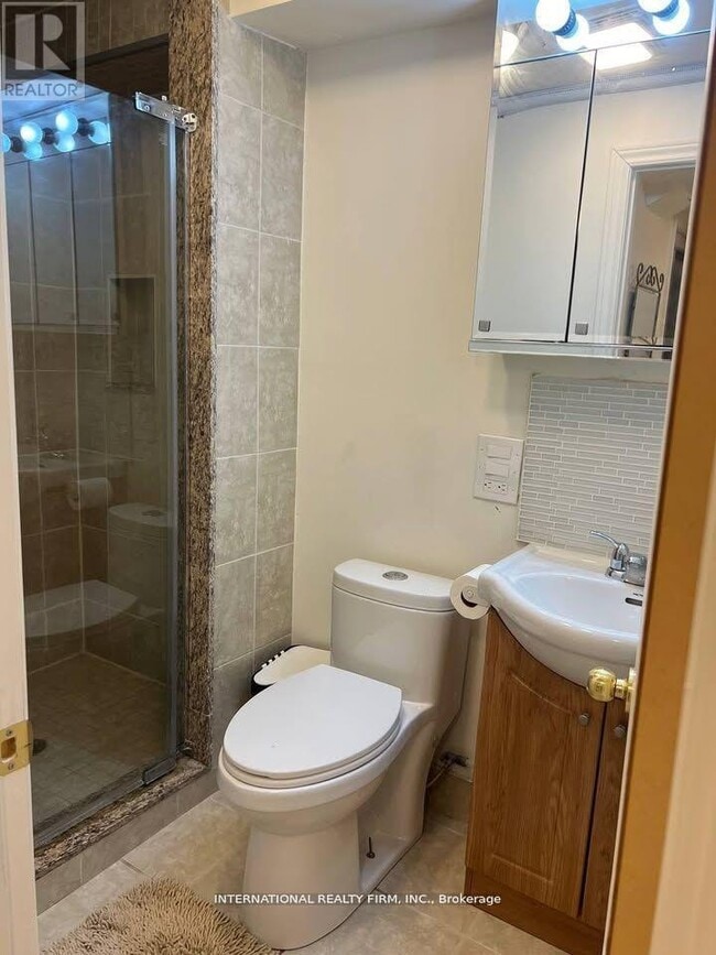 Building Photo - 22 Ambrose Ct