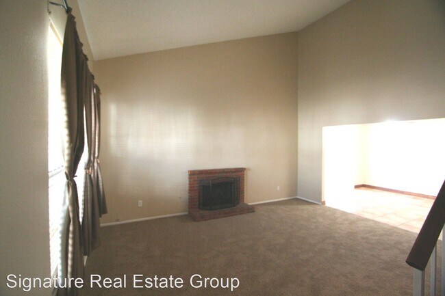 Foto del edificio - 2 br, 2.5 bath House - 108 Blackberry Ln.