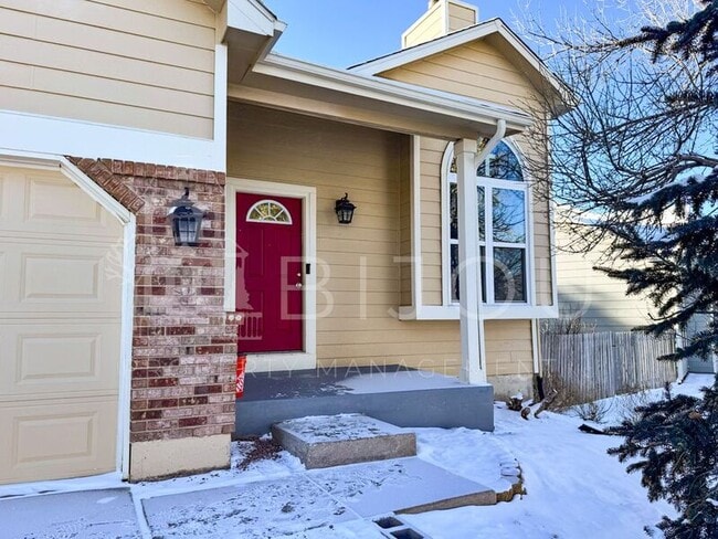 Photo - 6460 Fall River Dr House