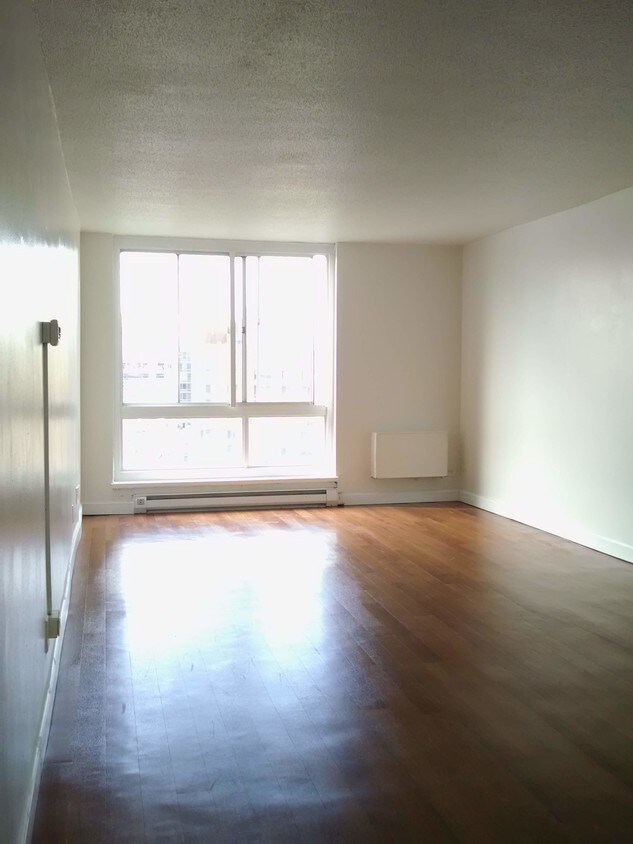 Foto principal - 510 Main St