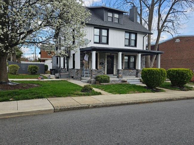 Photo - 101 E 35th St Apartment