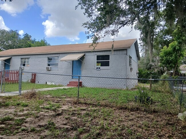 Building Photo - 18 Wolfe Dr