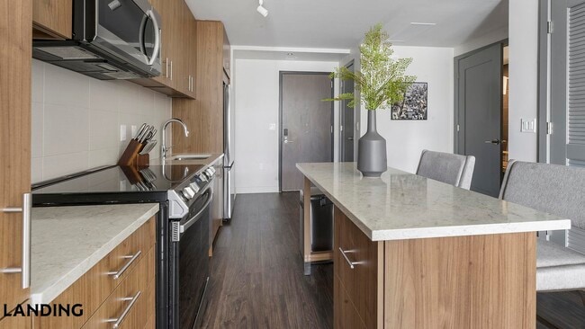 Foto del edificio - 350 Maple Dr SW