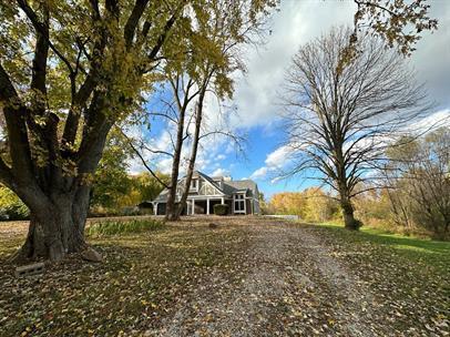 Foto del edificio - 8536 Bradford Rd