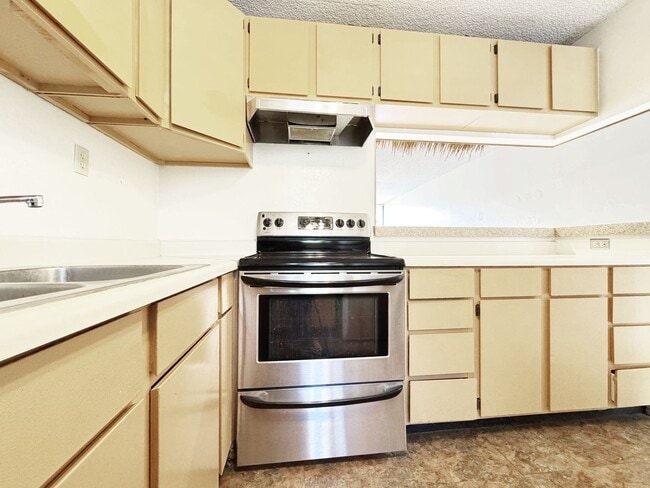 Building Photo - Pet-Friendly Mililani Condo with 2 Parking