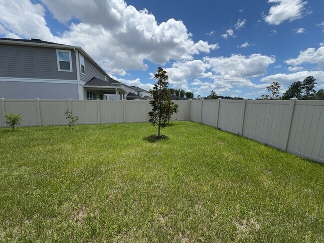 Building Photo - 3230 Sanctuary Dr