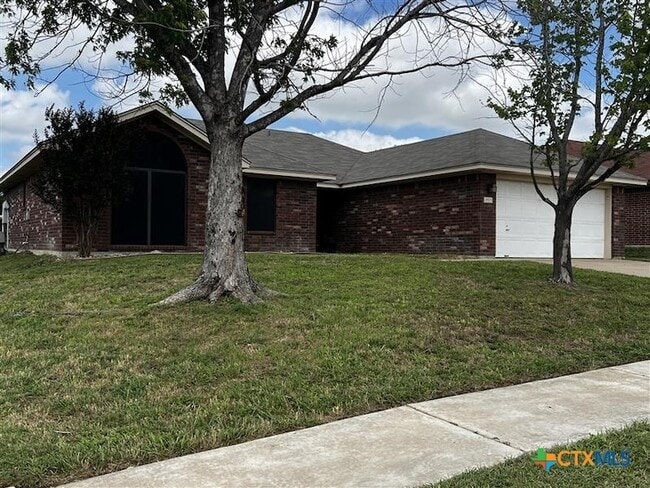 Building Photo - 5505 Gunnison Dr