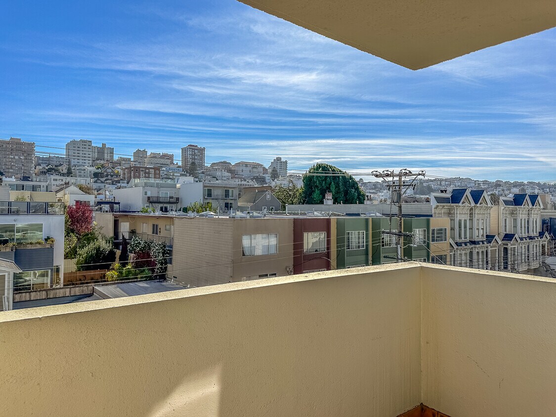 Primary Photo - 3101 Laguna St