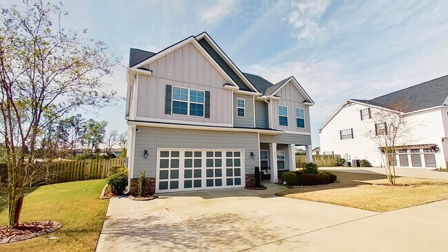 Foto del edificio - 5 Bedroom 3 1/2 Bath Craftsman Style Home ...