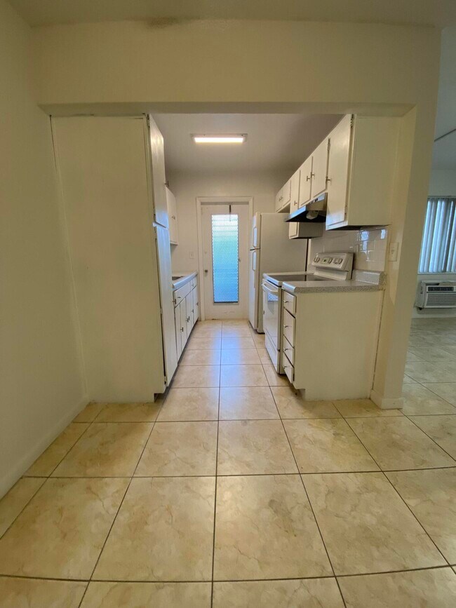 Foto del edificio - 1500 S 20th Ave