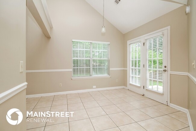 Building Photo - 4424 Stoneview Dr